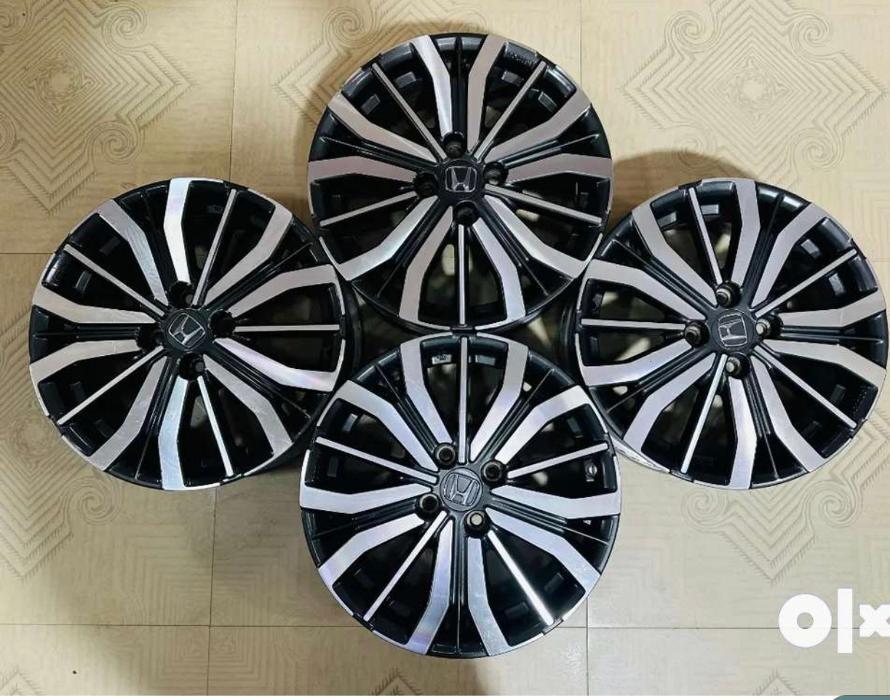 Images Michelin Tyres & Service - Super Tyres