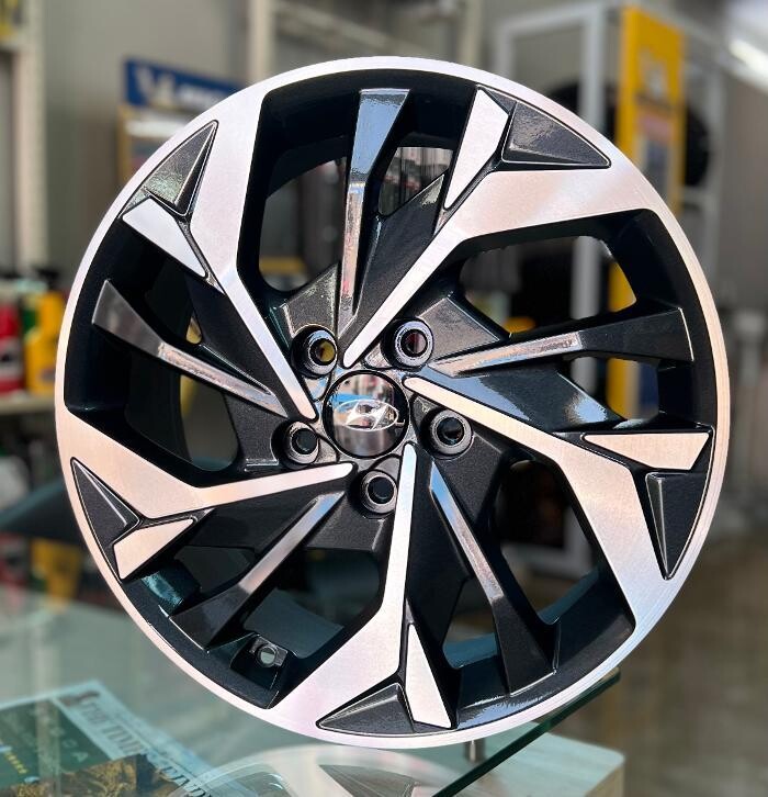 Images Michelin Tyres & Service - Super Tyres