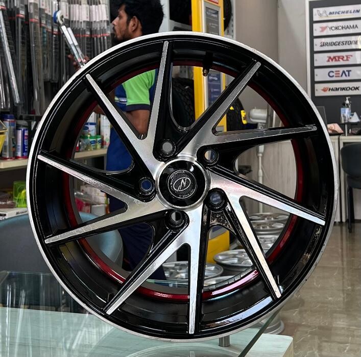 Images Michelin Tyres & Service - Super Tyres