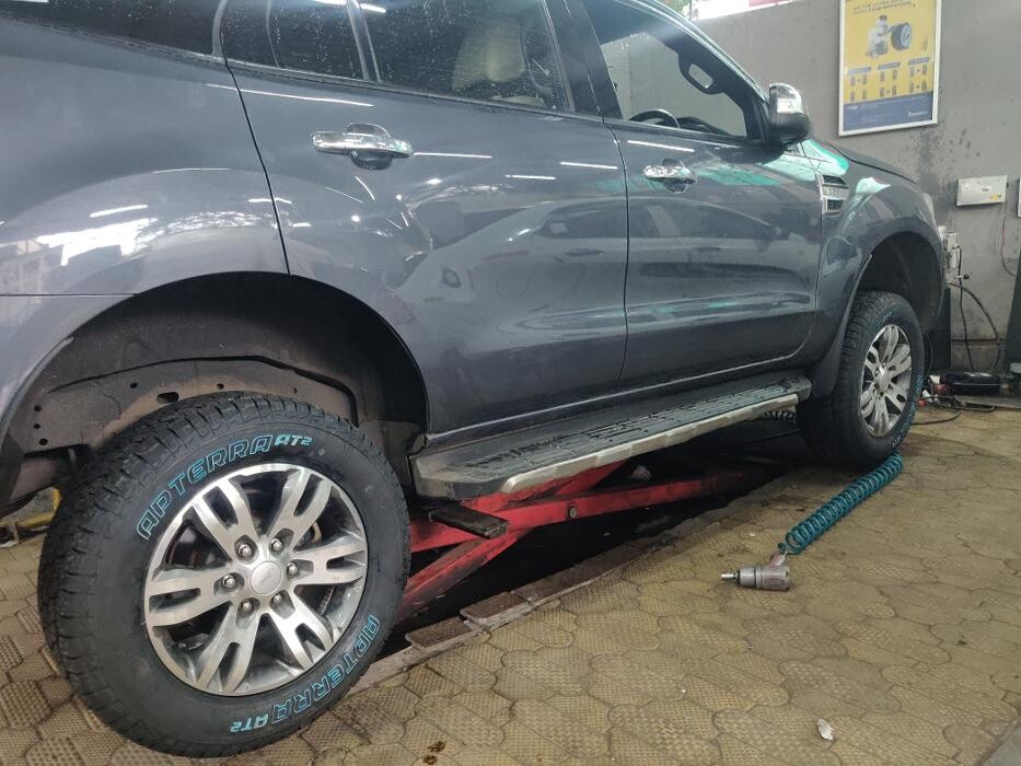 Images Michelin Tyres & Service - Super Tyres