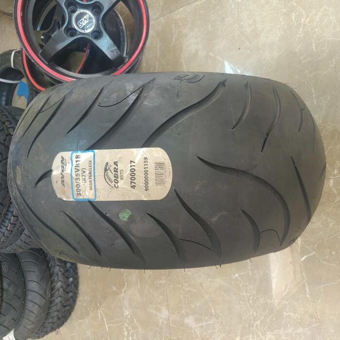 Images Michelin Tyres & Service - Super Tyres