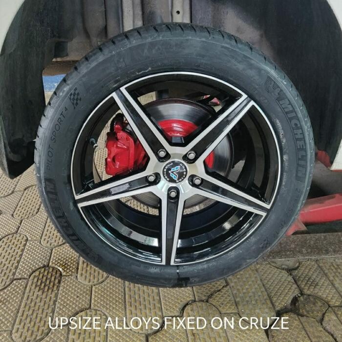 Images Michelin Tyres & Service - Super Tyres