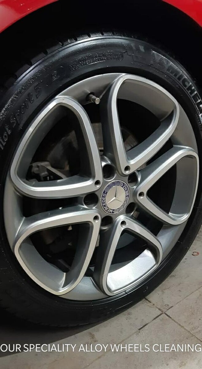 Images Michelin Tyres & Service - Super Tyres