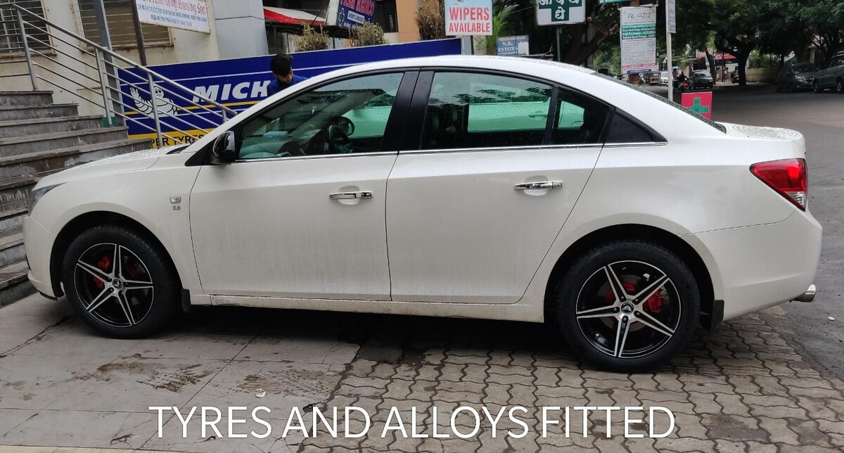 Images Michelin Tyres & Service - Super Tyres