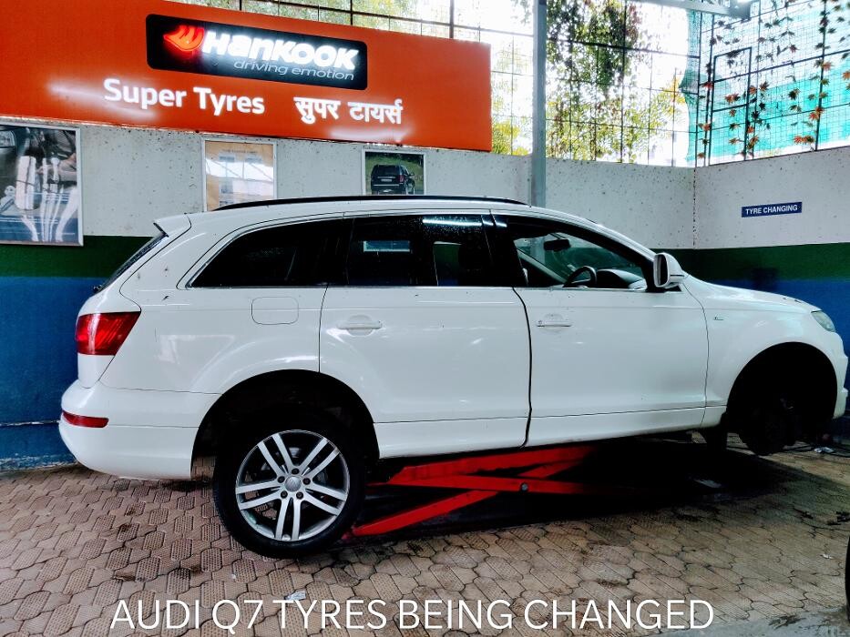 Images Michelin Tyres & Service - Super Tyres