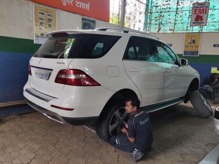 Images Michelin Tyres & Service - Super Tyres