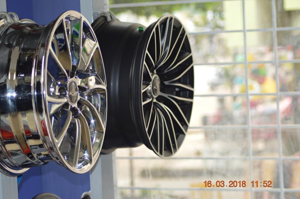 Images Michelin Tyres & Service - Super Tyres