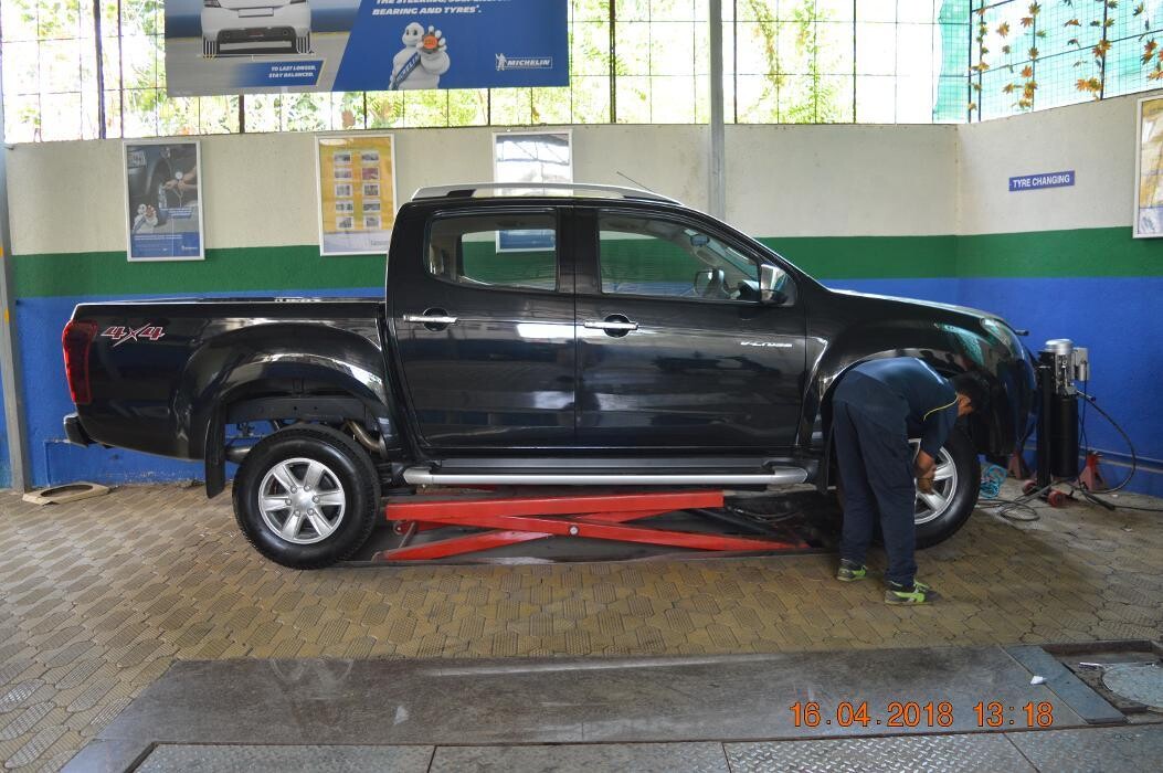 Images Michelin Tyres & Service - Super Tyres