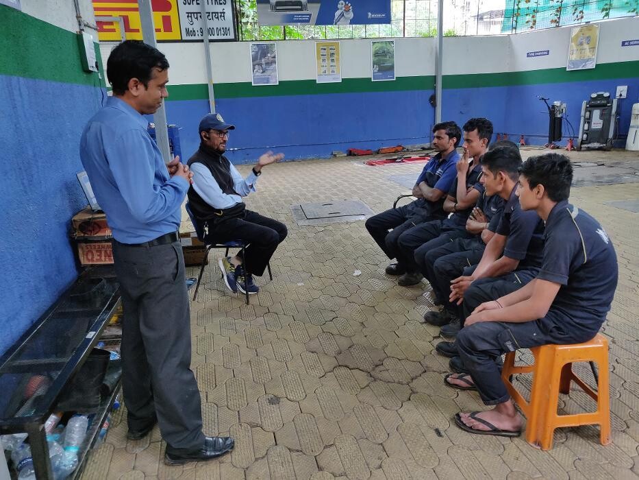 Images Michelin Tyres & Service - Super Tyres