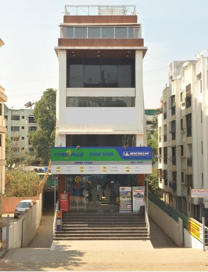 Images Michelin Tyres & Service - Super Tyres