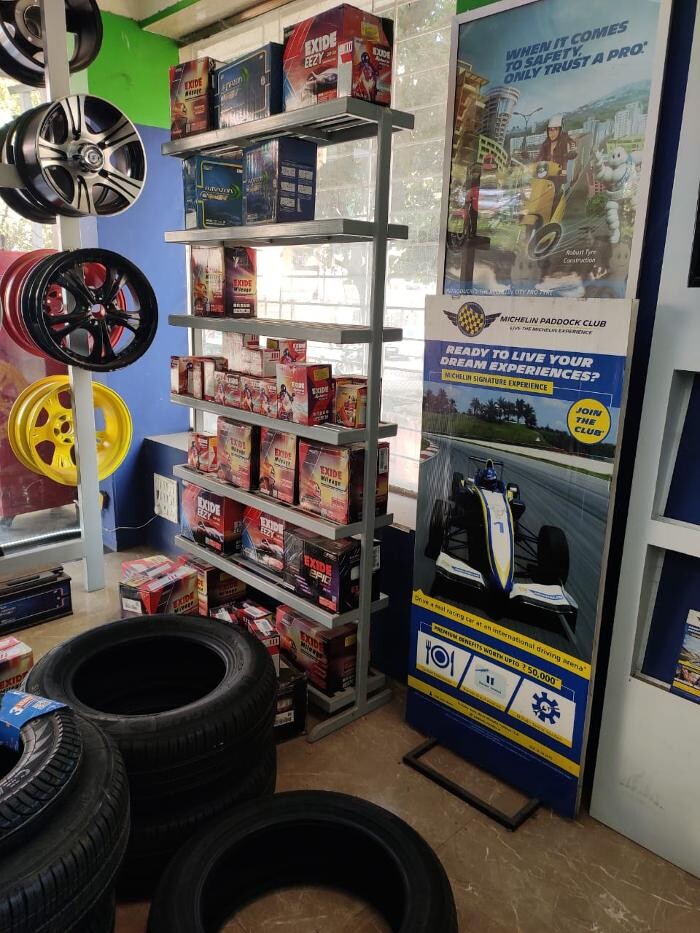 Images Michelin Tyres & Service - Super Tyres