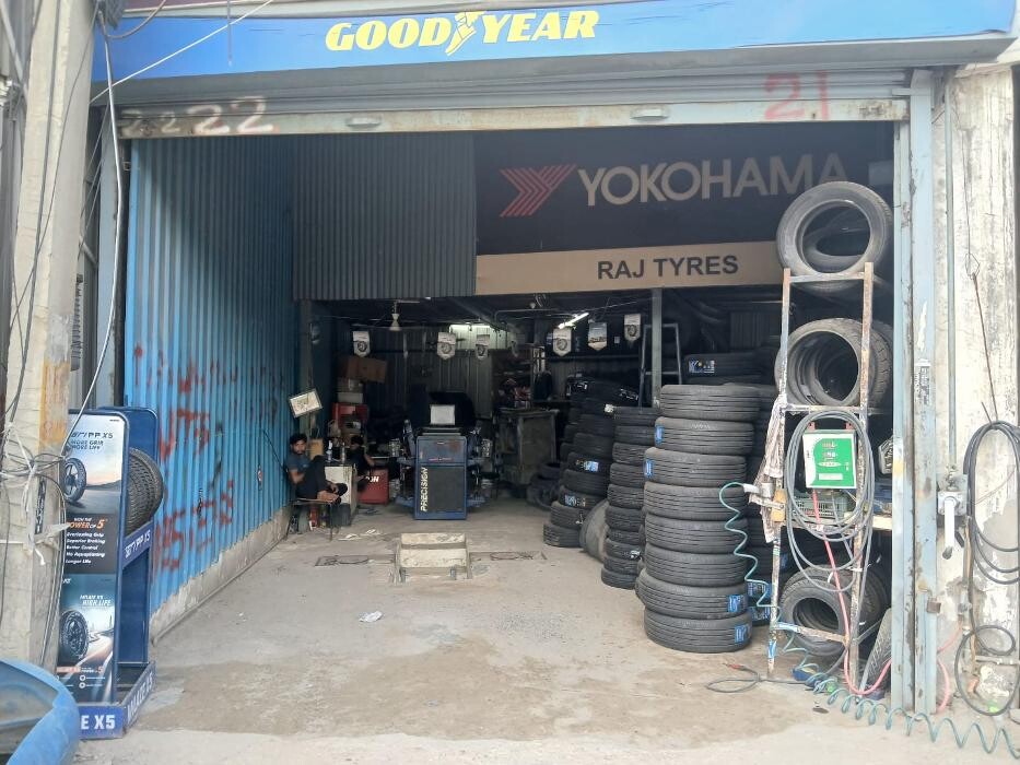 Images Michelin Tyres & Services - Raj Tyres