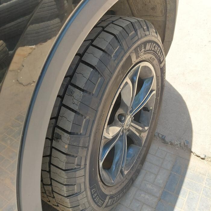 Images Michelin Tyres & Services - Nilkanth Tyre Zone