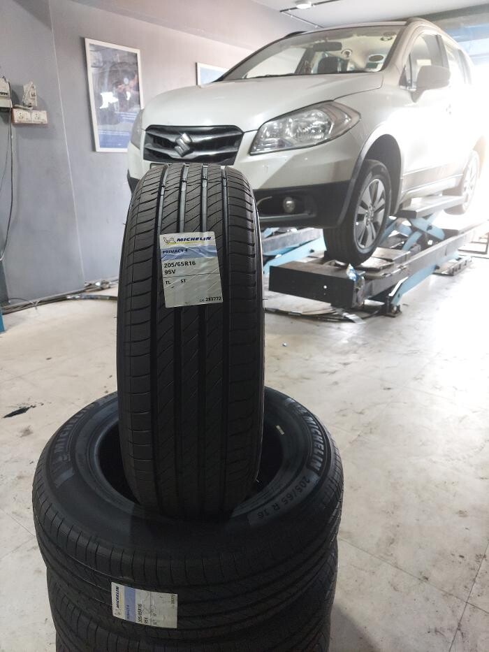 Images Michelin Tyres & Services - Nilkanth Tyre Zone