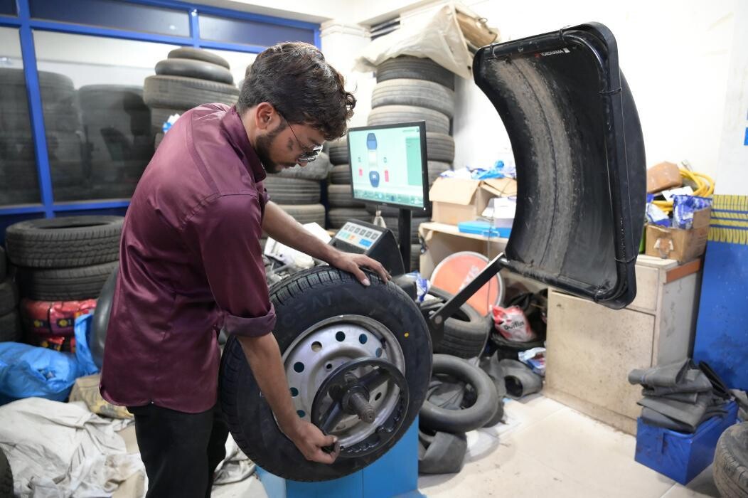 Images Michelin Tyres & Services - Nilkanth Tyre Zone