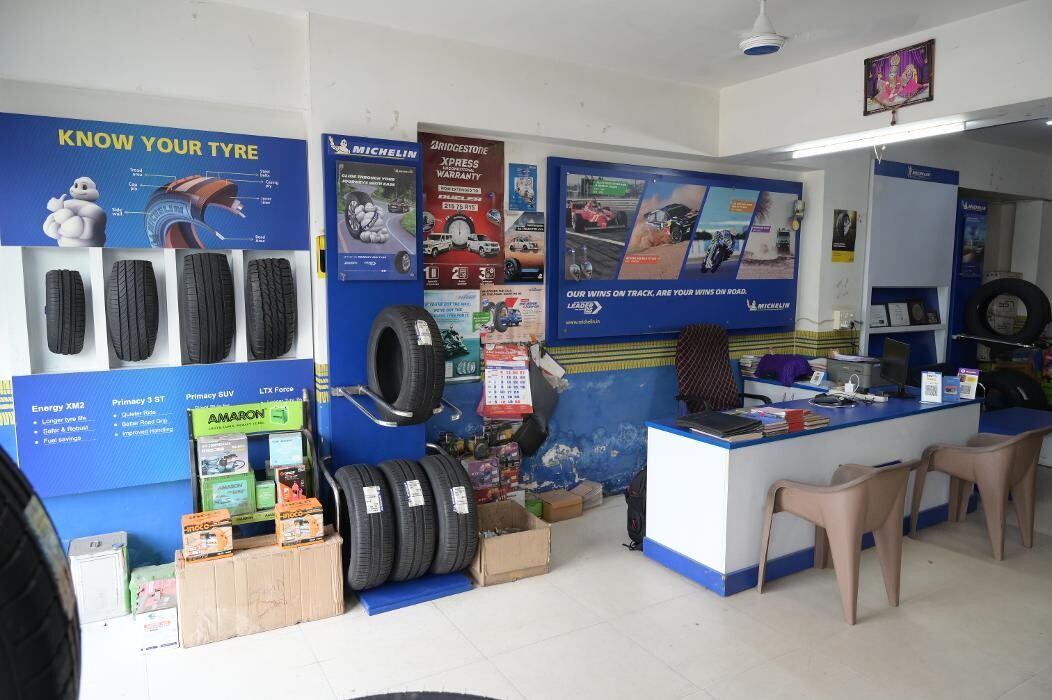 Images Michelin Tyres & Services - Nilkanth Tyre Zone