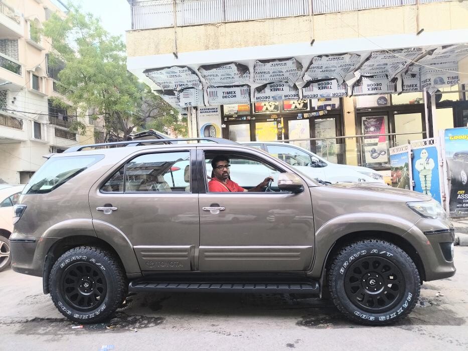 Images Michelin Tyres & Services - B. K. Tyres