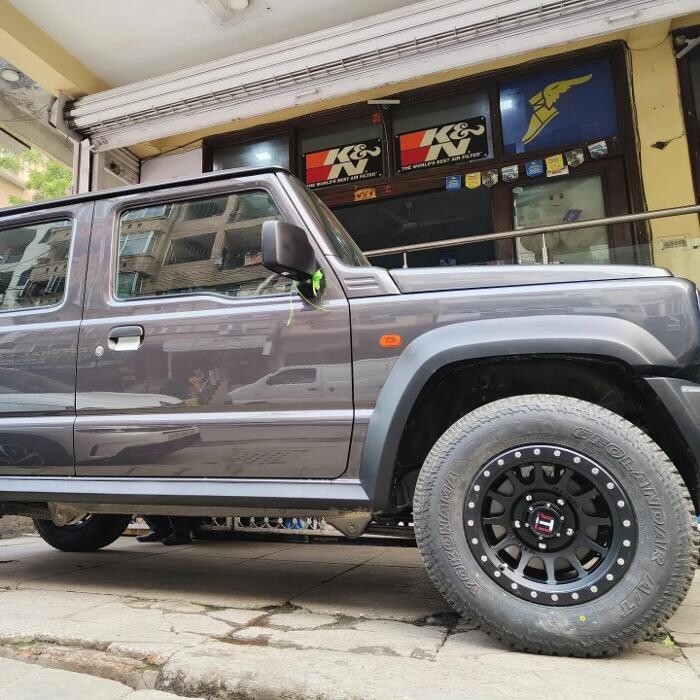 Images Michelin Tyres & Services - B. K. Tyres