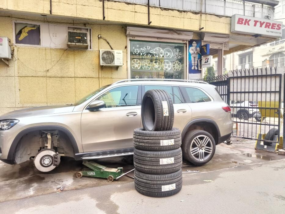 Images Michelin Tyres & Services - B. K. Tyres