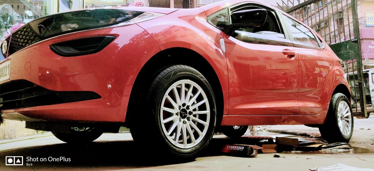 Images Michelin Tyres & Services - B. K. Tyres