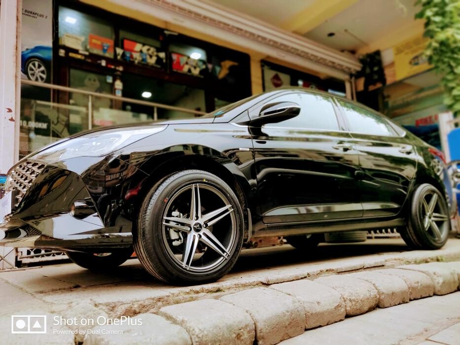 Images Michelin Tyres & Services - B. K. Tyres