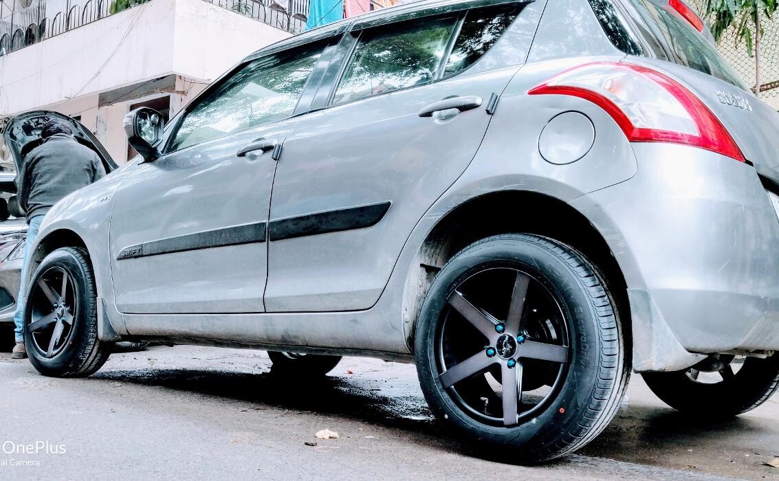 Images Michelin Tyres & Services - B. K. Tyres