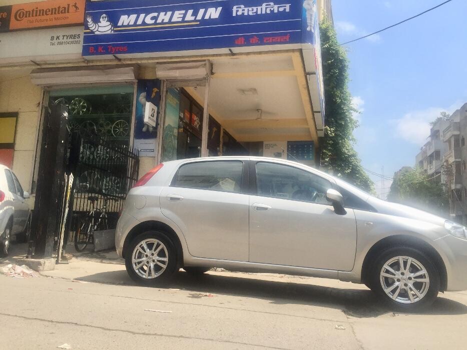 Images Michelin Tyres & Services - B. K. Tyres