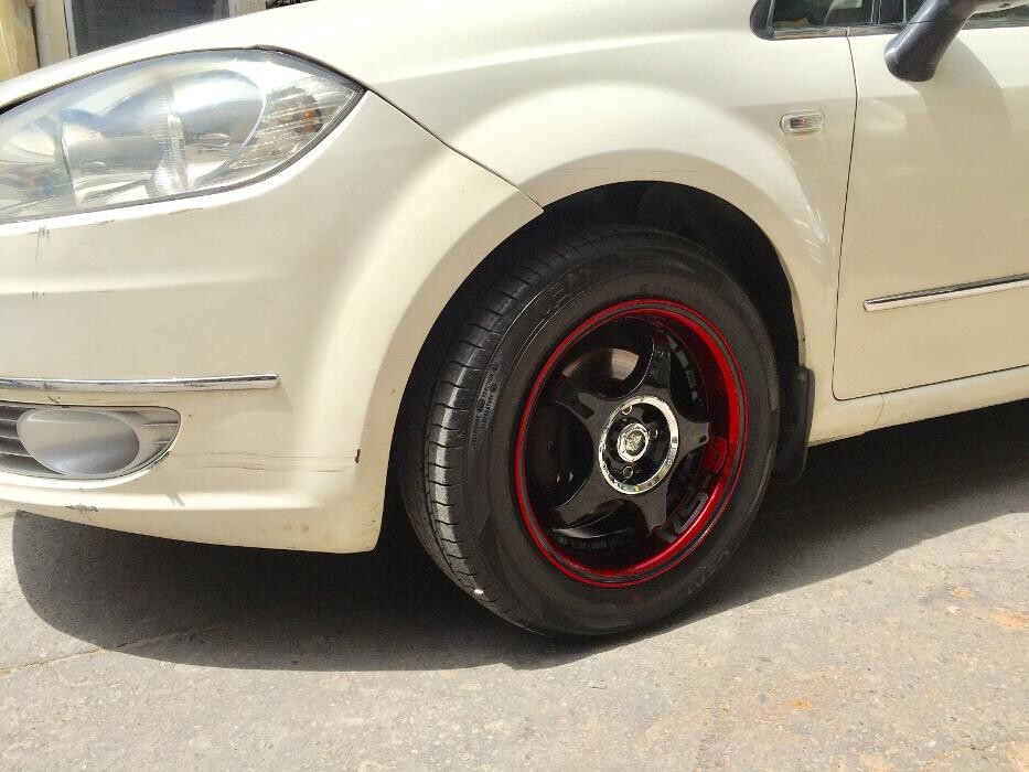 Images Michelin Tyres & Services - B. K. Tyres