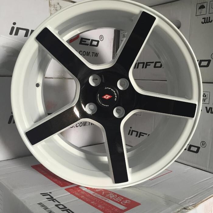 Images Michelin Tyres & Services - B. K. Tyres