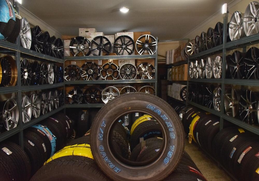 Images Michelin Tyres & Services - B. K. Tyres