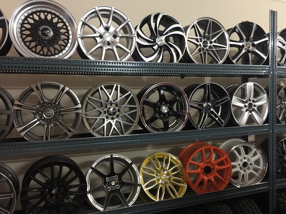 Images Michelin Tyres & Services - B. K. Tyres