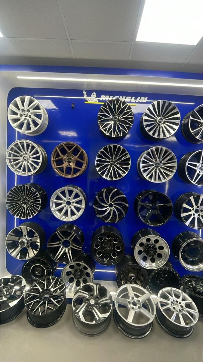 Images Michelin Tyres & Services - B. K. Tyres