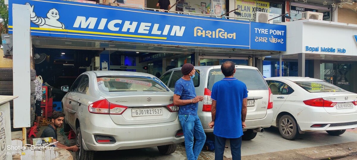 Images Michelin Tyres & Services - Tyre Point