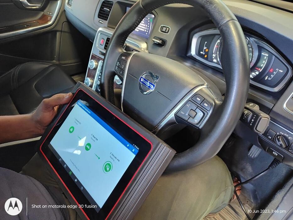 Images i Car Service -The Premier Car Service Center