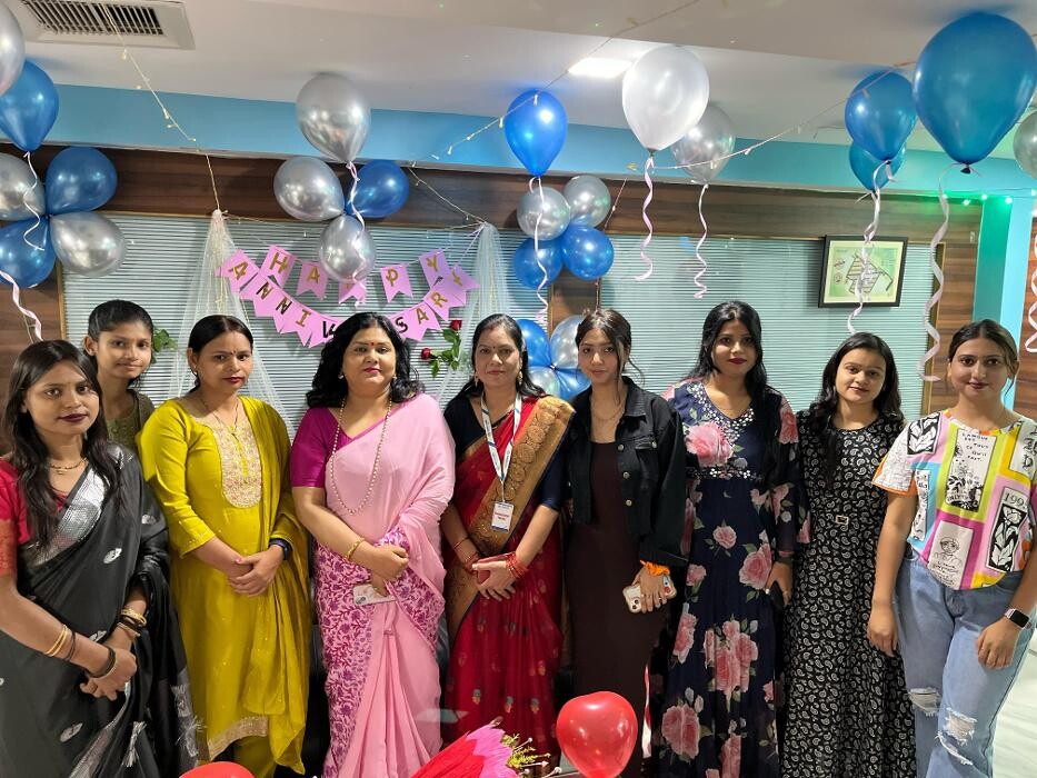 Images Dhruv Iconic Pvt Ltd