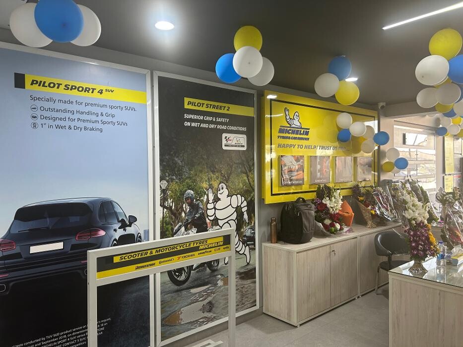 Images Michelin Tyres & Services - Darshan Tyres