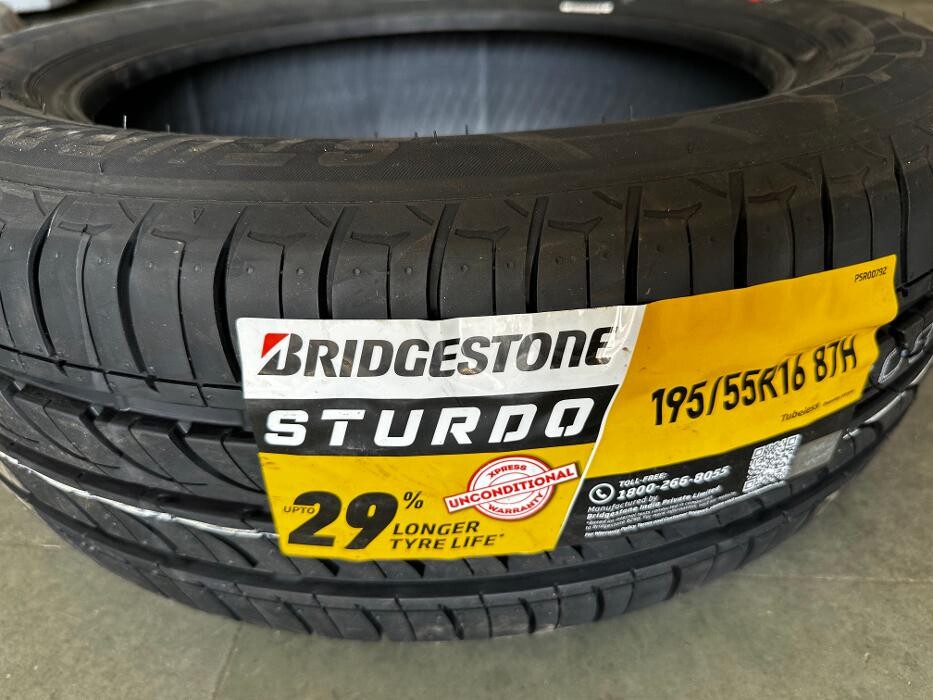 Images Michelin Tyres & Services - Universal Tyres