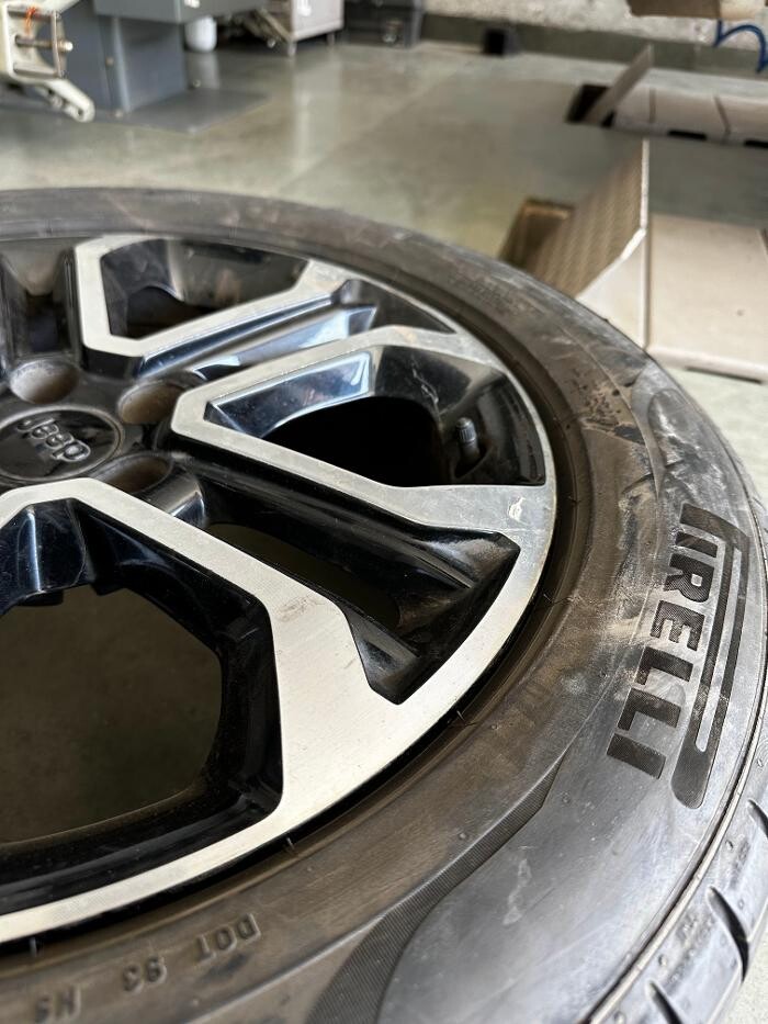 Images Michelin Tyres & Services - Universal Tyres