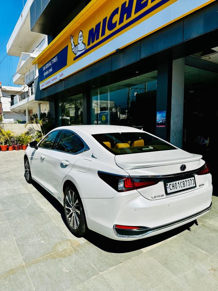 Images Michelin Tyres & Services - Universal Tyres