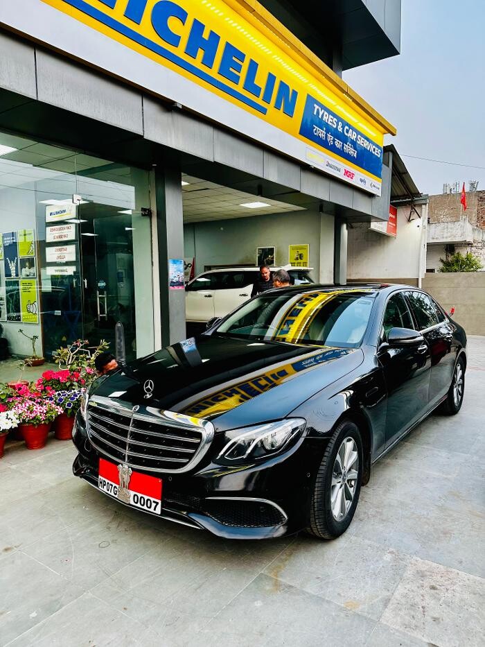 Images Michelin Tyres & Services - Universal Tyres