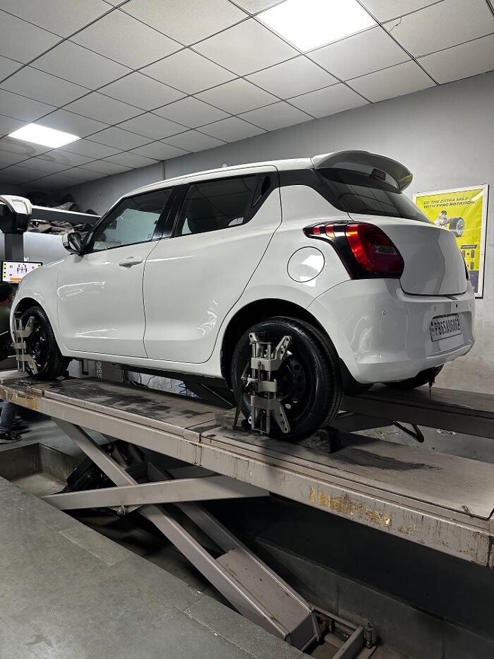 Images Michelin Tyres & Services - Universal Tyres