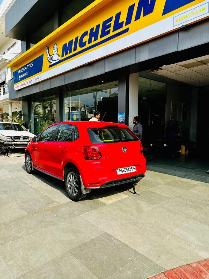 Images Michelin Tyres & Services - Universal Tyres