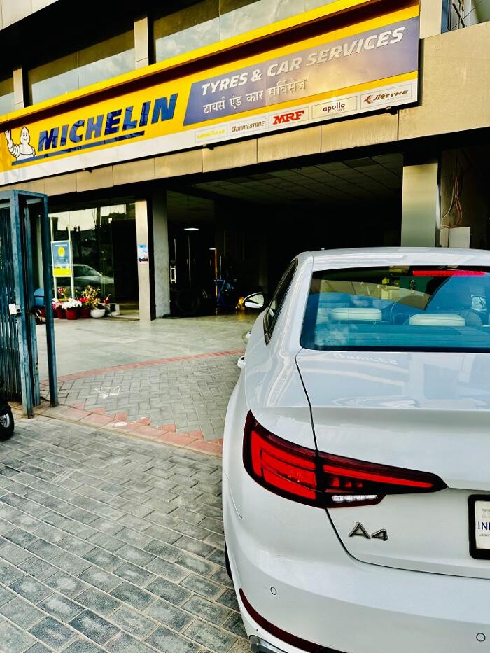 Images Michelin Tyres & Services - Universal Tyres