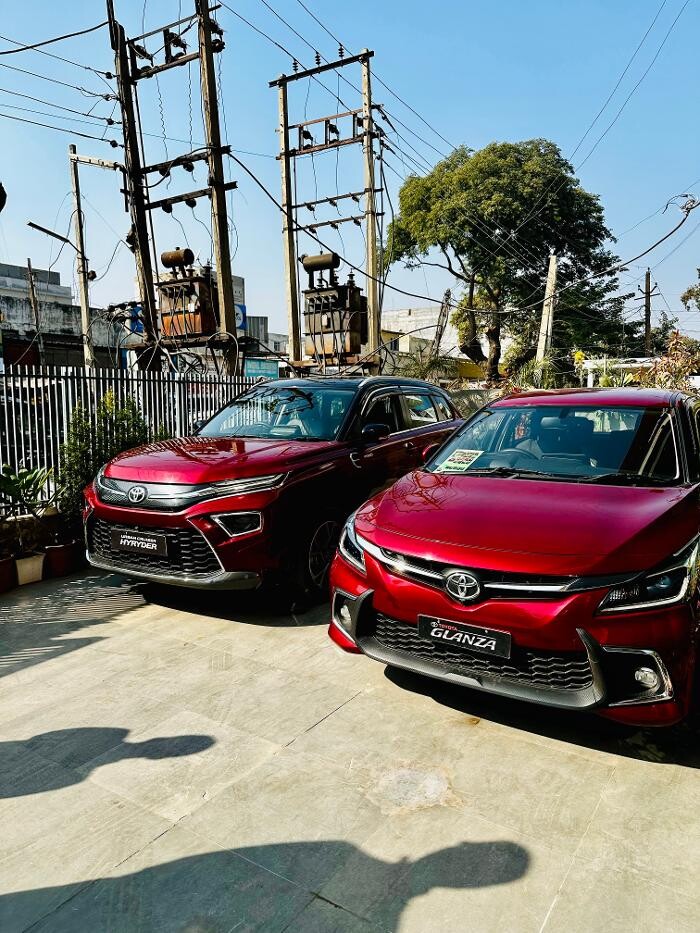 Images Michelin Tyres & Services - Universal Tyres