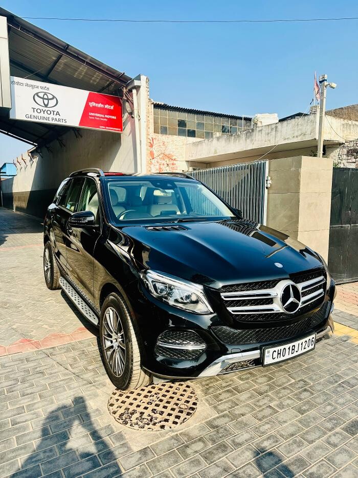 Images Michelin Tyres & Services - Universal Tyres