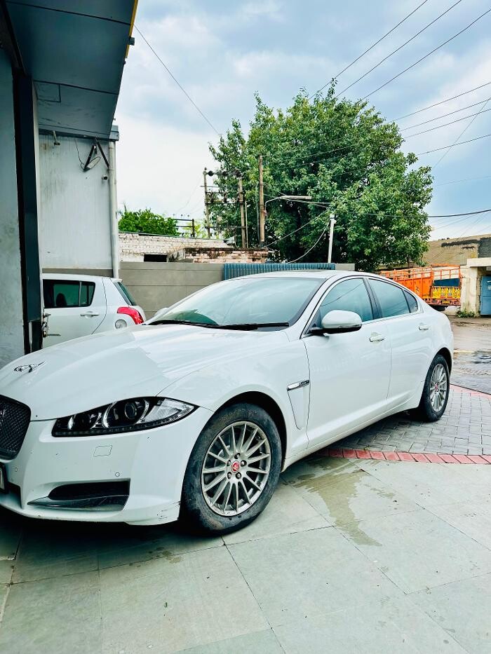 Images Michelin Tyres & Services - Universal Tyres