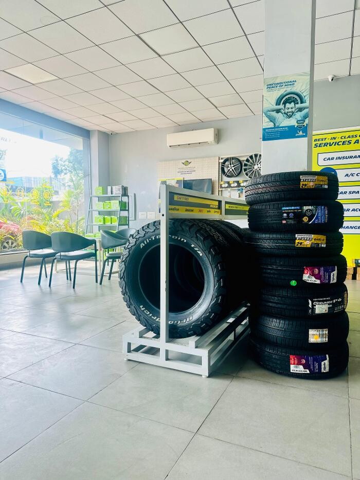 Images Michelin Tyres & Services - Universal Tyres