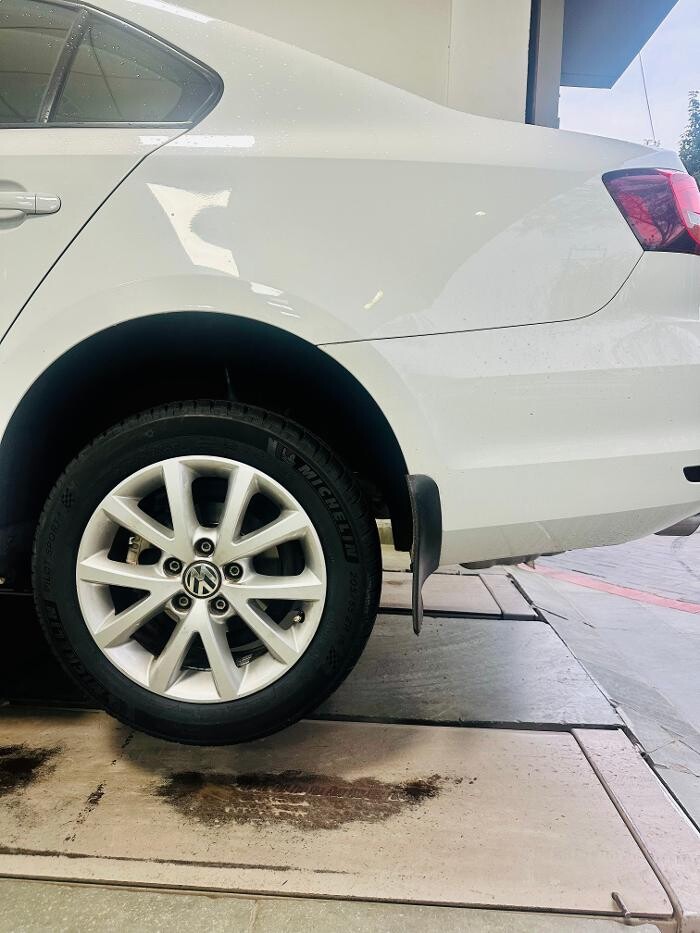 Images Michelin Tyres & Services - Universal Tyres