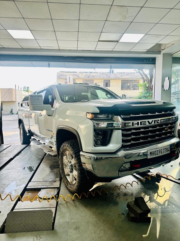 Images Michelin Tyres & Services - Universal Tyres