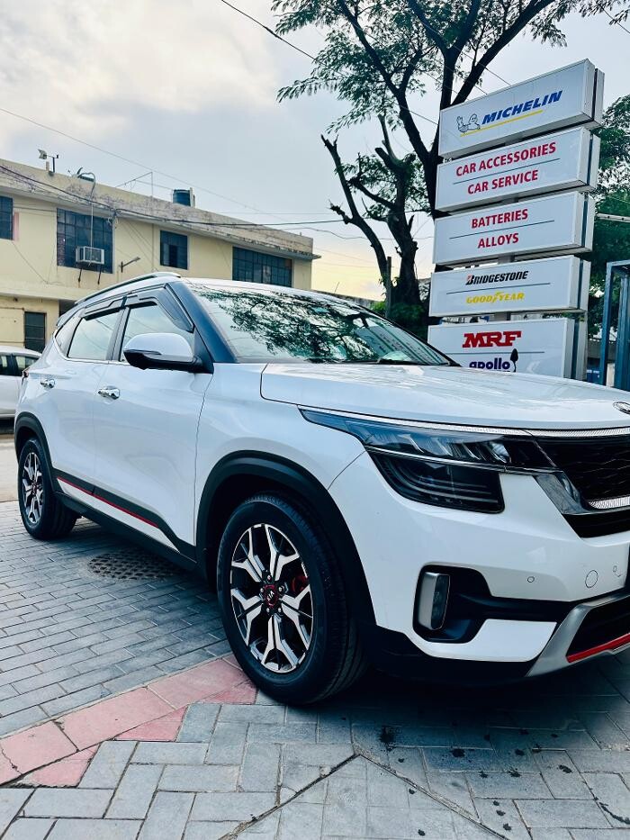 Images Michelin Tyres & Services - Universal Tyres